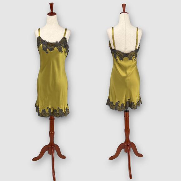 Vintage Dresses & Skirts - Vintage Y2k Josie Natori Silk Lace Trim Slip Dress Size Small